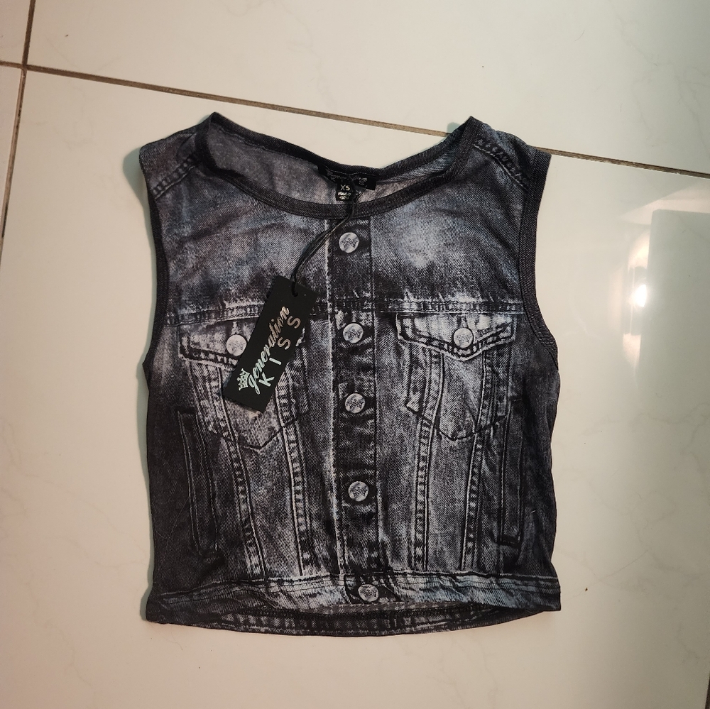 Dolls kill jeans print crop top,streachy material